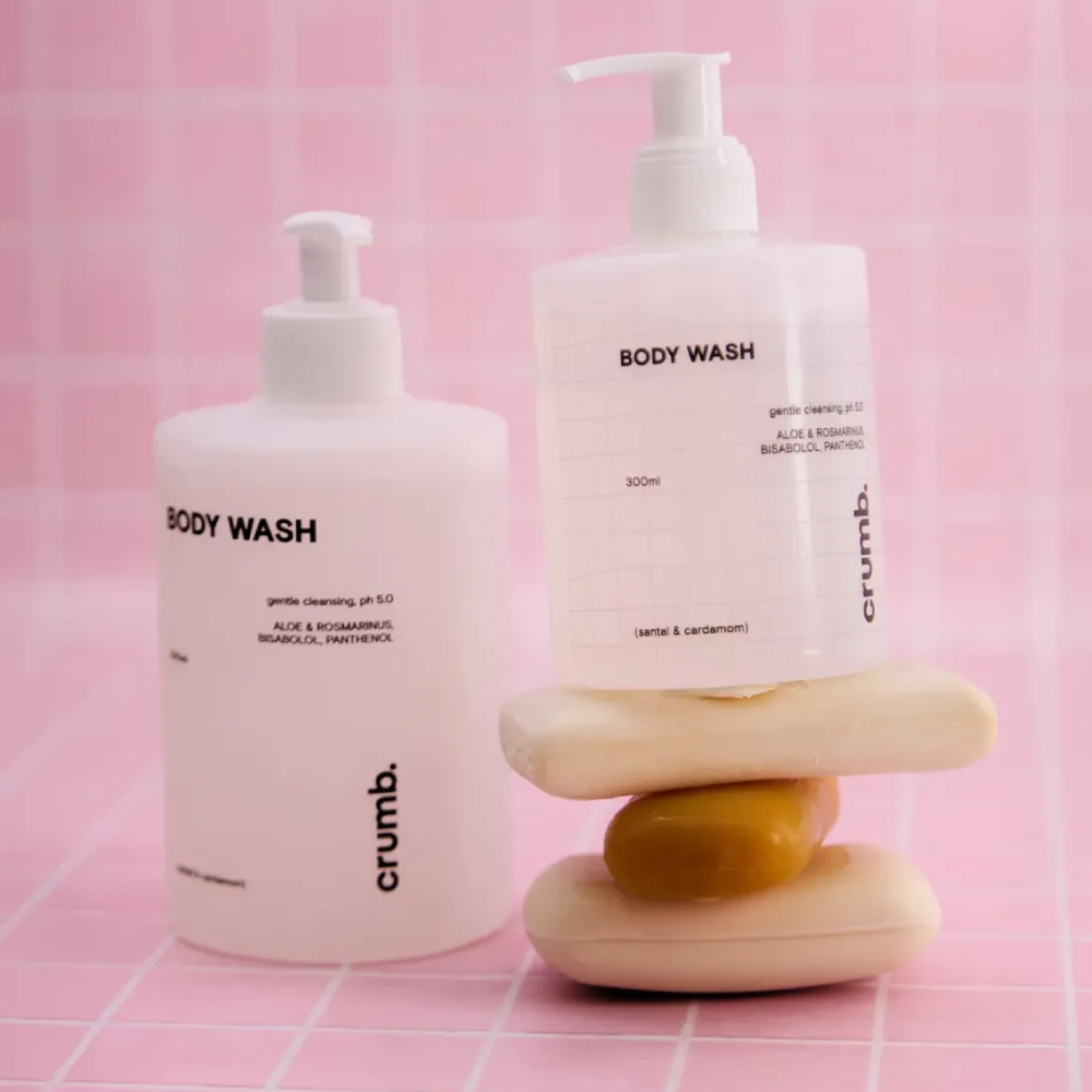 CRUMB. Santal & Cardamom Body wash 300ml - Гель для душу "Santal & Cardamom" - фото №4